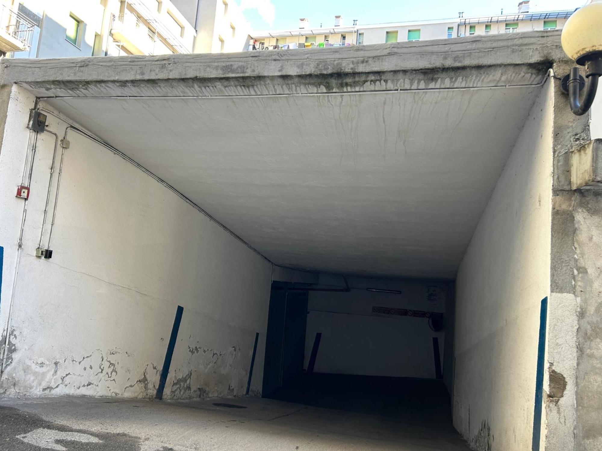 Ferienwohnung Un Nido Nel Centro Storico Con Garage Aosta Exterior foto